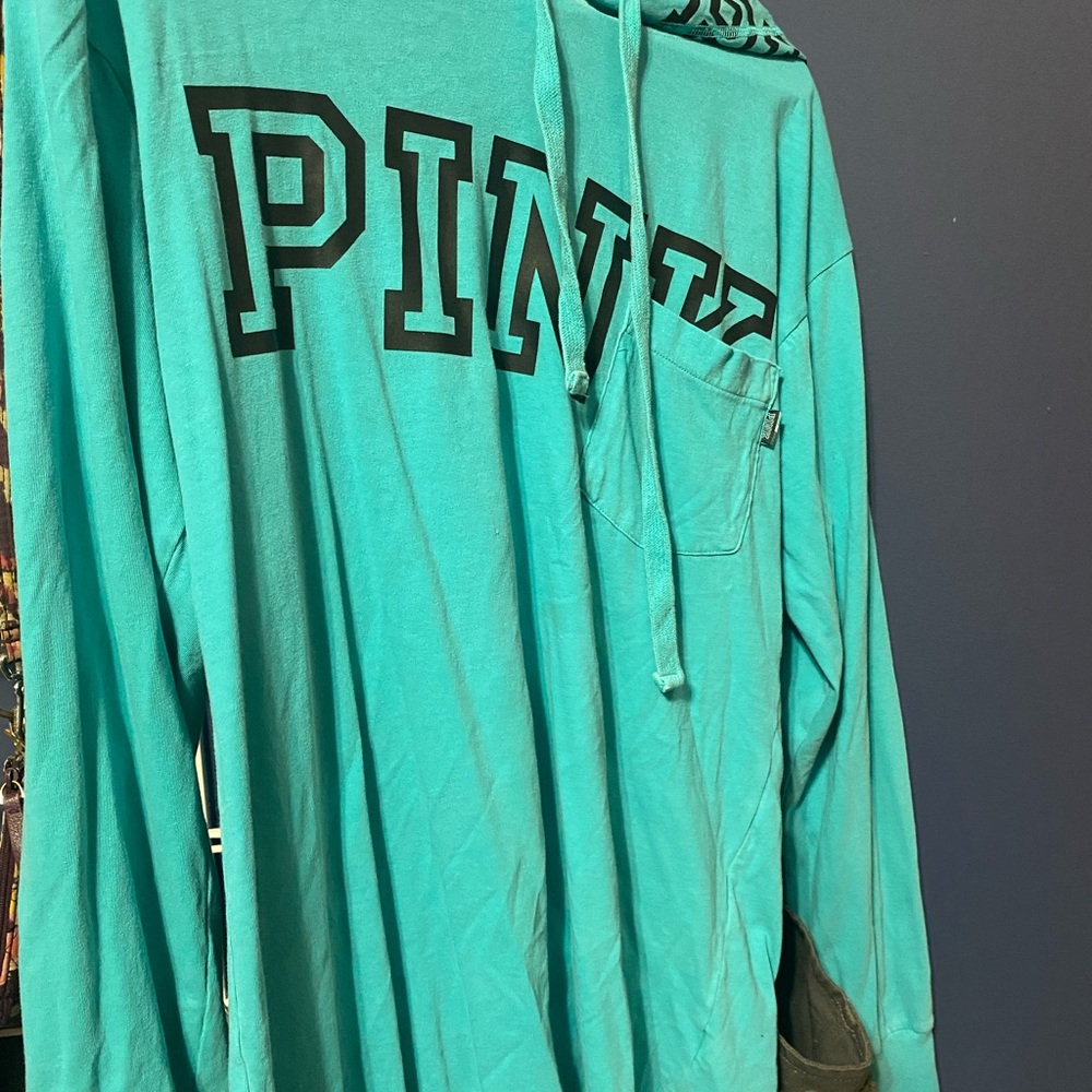Turquoise PINK sweater